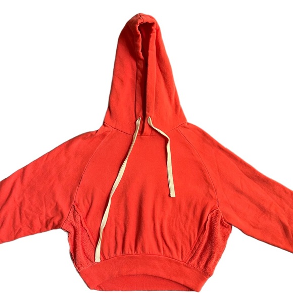 FOREVER 21 RED REWORKED CROPPED FLEECE RAGLAN PULLOVER HOODIE SIZE SMALL - Picture 5 of 9
